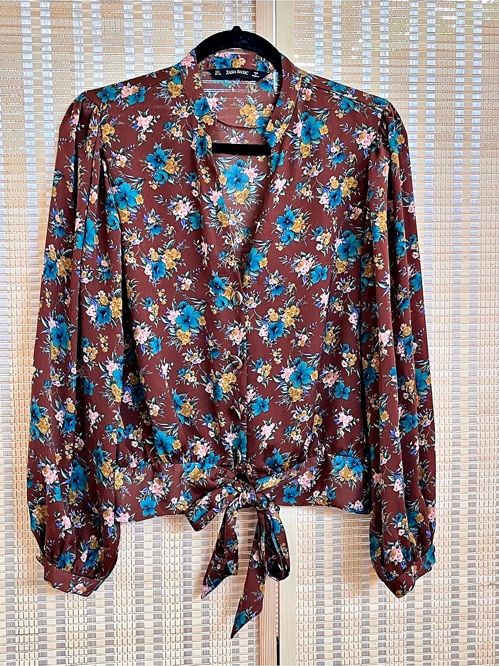 Zara Floral Tie-Front Blouse in Brown & Blue Size Medium